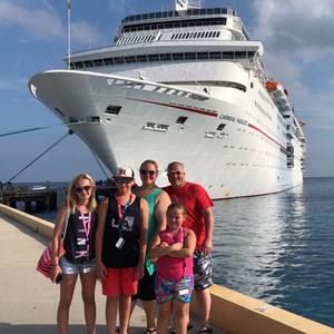 Meet your Posher, Tonya